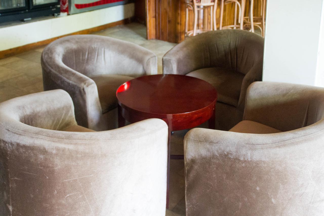 Lake View Resort Hotel Mbarara Bagian luar foto